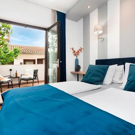 Alojamento de Acomodação e Pequeno-almoço Marina & Parking Free Rovinj