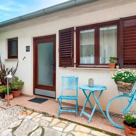 Marina & Parking Free 4* Rovinj