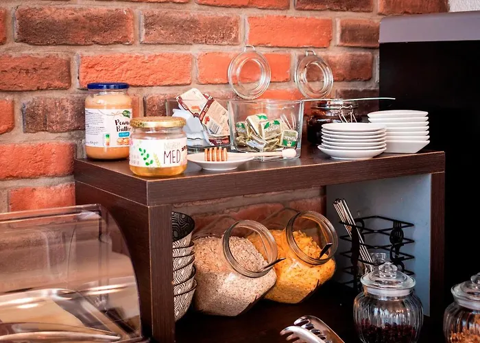 Marina & Parking Free 4*