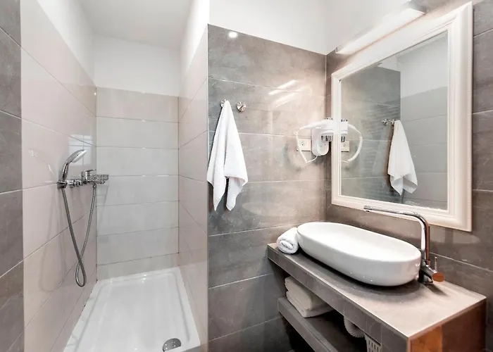 Marina & Parking Free