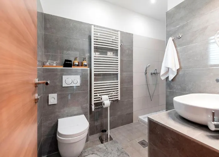 Panzió Marina & Parking Free