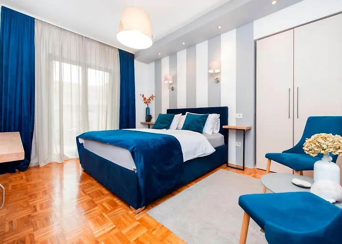 Panzió Marina & Parking Free