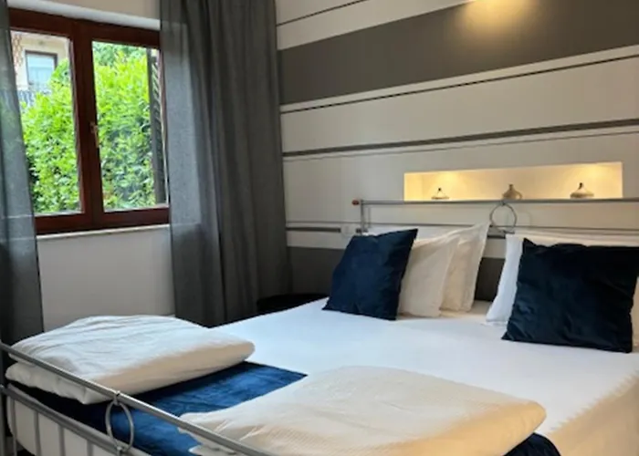 Marina & Parking Free 4* Rovinj