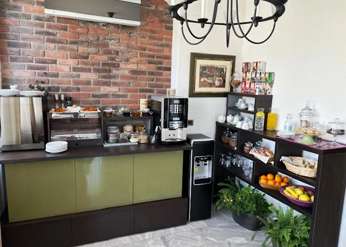 Marina & Parking Free Panzió