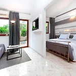 Bed & Breakfast Marina & Parking Free